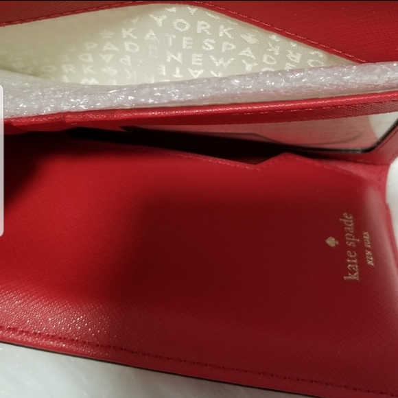Kate Spade Laurel Way iPhone Wristlet - Picture 7 of 14